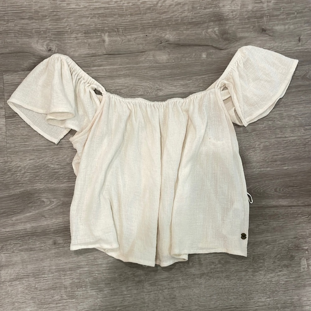 Roxy off the shoulder top size M